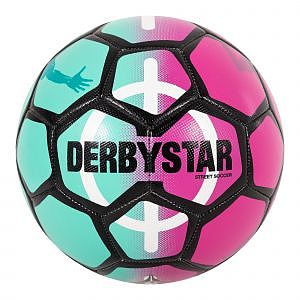 Derby-star-straatvoetbal